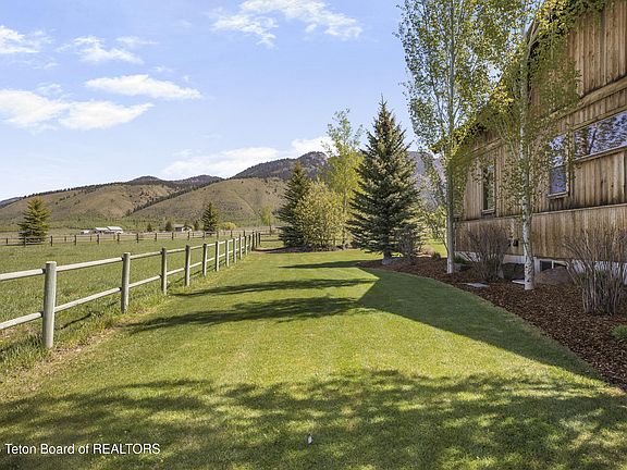 5th image of 57 Rodeo Ln