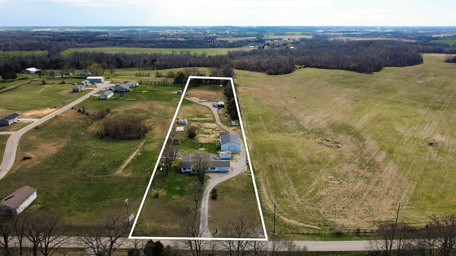 4475 Butler Rd photo 1