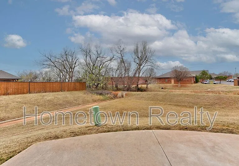 463 S Fretz Ave — Photo 31