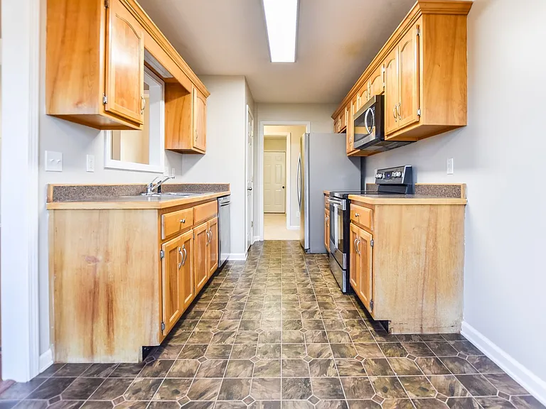 3886 Stella Dr — Photo 10