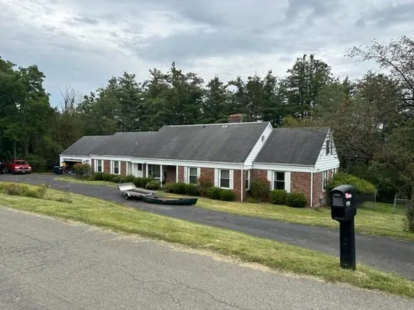 1719 Pinnacle Rd, Elmira, NY 14905