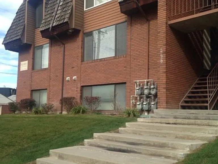 855 E 700 N #1-C — Photo 2