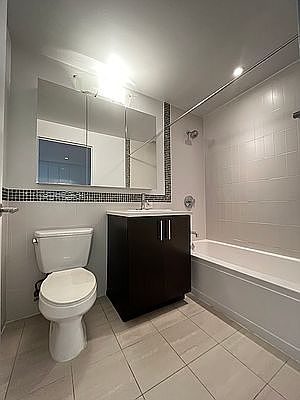 5th image of 225 Schermerhorn St APT 9E
