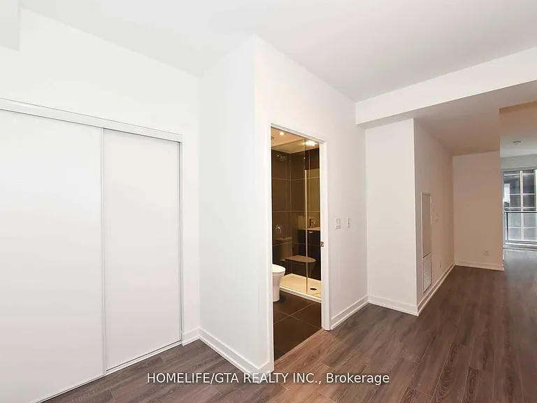 20 Edward St #708 — Photo 5