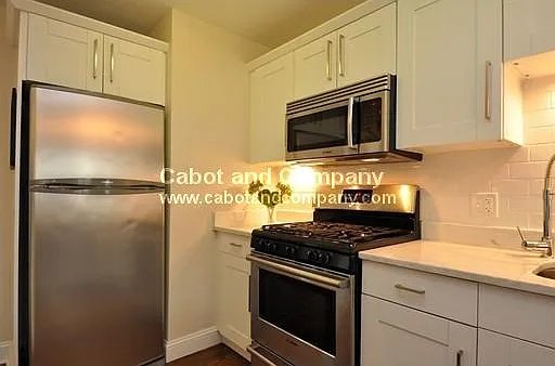 80 Rutland St #2 — Photo 5