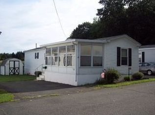 139 West St TRLR 14, West Hatfield, MA 01088