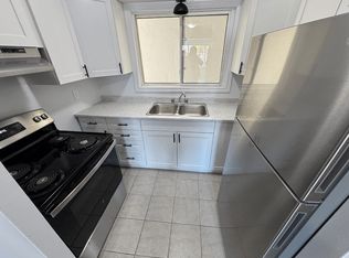 Continental Townhomes, Sarnia, ON N7T 7G9