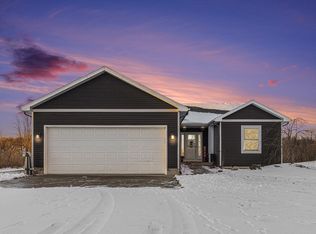 2775-18 Mile Rd NE, Cedar Springs, MI 49319