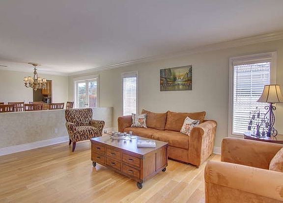 4th image of 745 Hillsboro Way