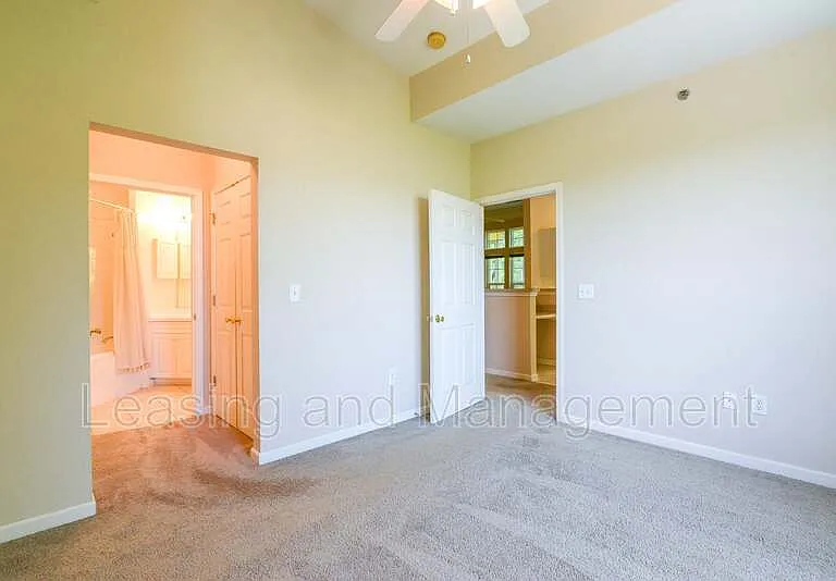 1035 Telfair Way — Photo 15