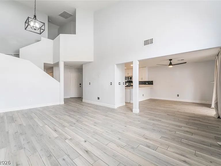 10244 Amber Hue Ln — Photo 4