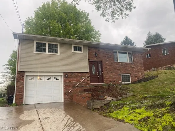 1113 21st St, Vienna, WV 26105