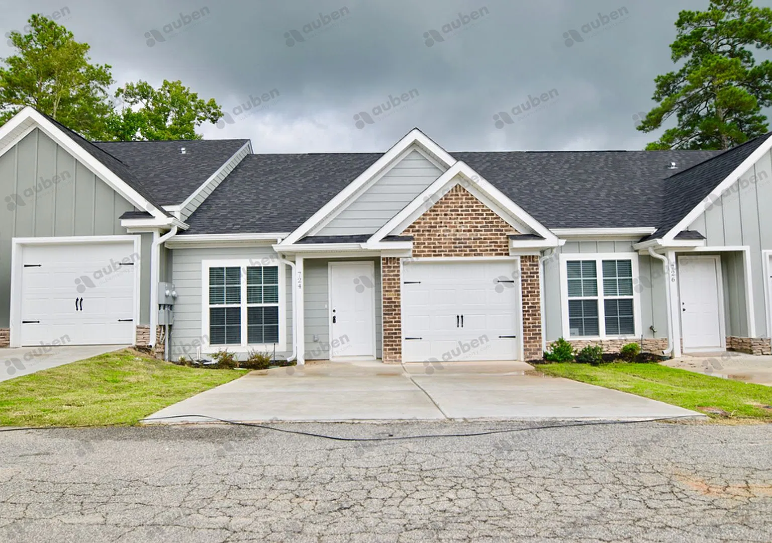 Like new 3 bed/3 bath single-family home for rent in Grovetown, stainless-steel appliances! — Photo 1
