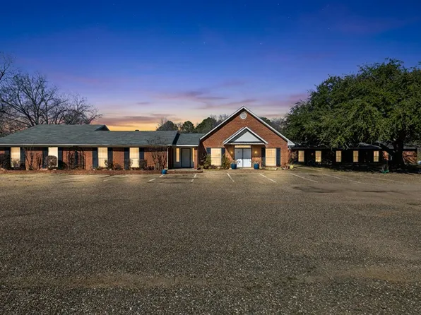 10425 Fm 134, Karnack, TX 75661