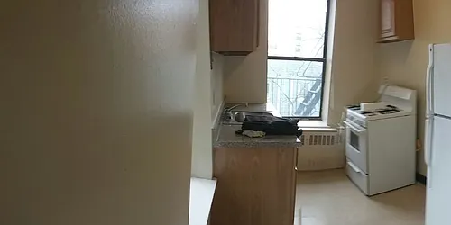 Rented by Uptown Flats LLC