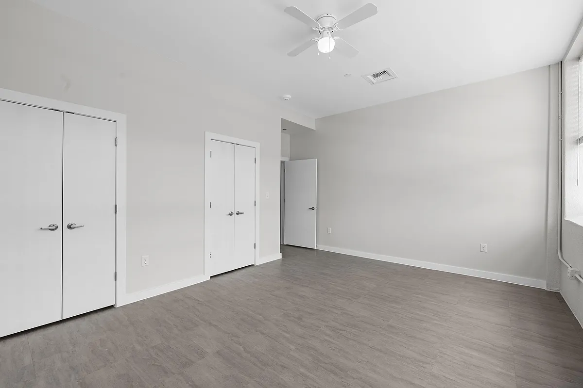 Building Photo - 5 N 2nd St #1206