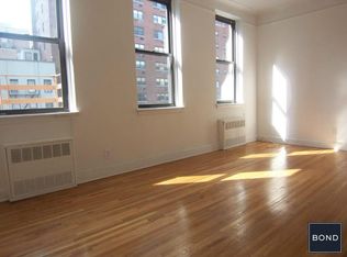 203 E 76th St APT 3E, New York, NY 10021