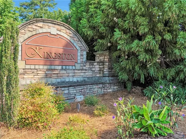 566 Jody Pl, Lilburn, GA 30047