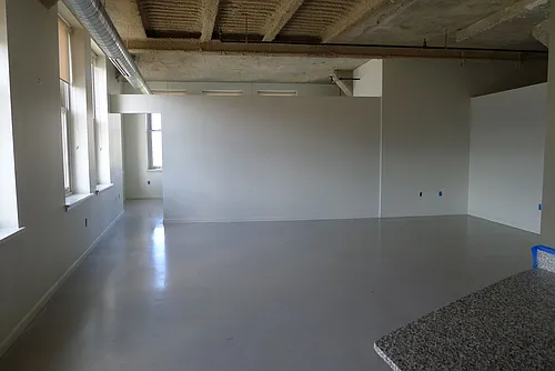 Floor plan 306