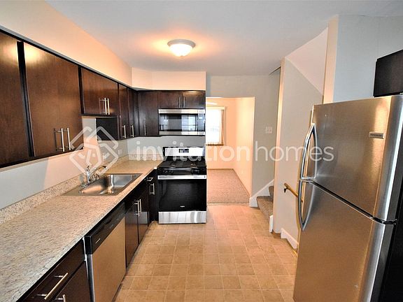 5th image of 5190 W 91st St
