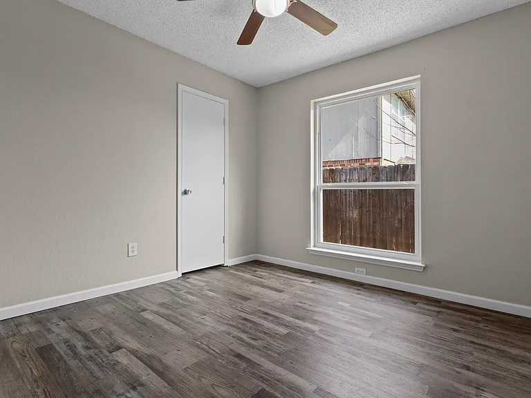 2847 Red Oak Dr — Photo 18