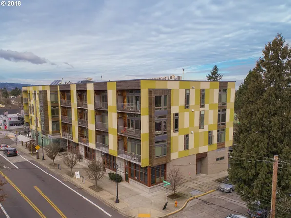 1455 N Killingsworth St #209, Portland, OR 97213
