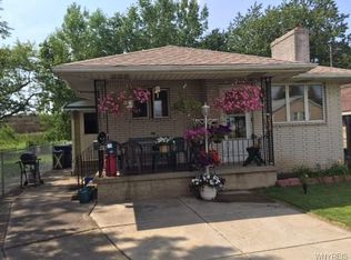 49 Mitchell Pl, Lackawanna, NY 14218
