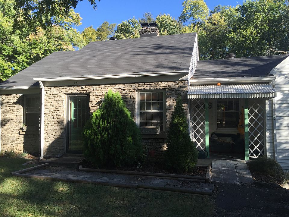 2nd image of 522 Rosedale Ave
