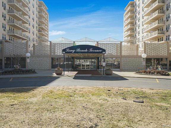 2nd image of 450 Shore Road #8G