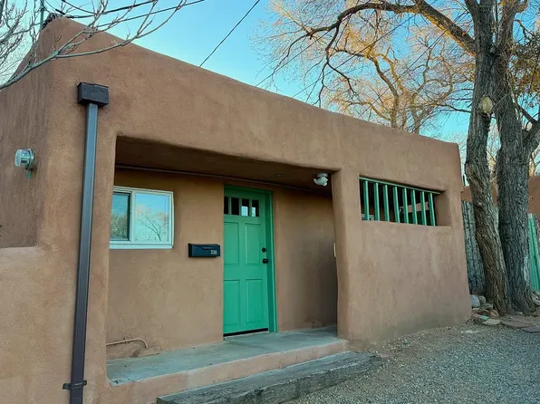 338 Don Cubero Pl, Santa Fe, NM 87505