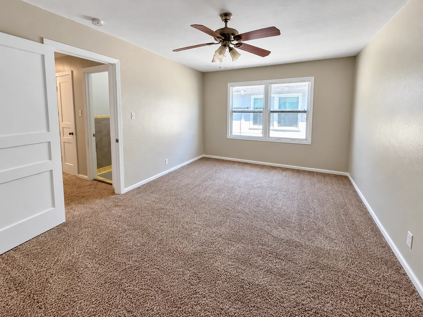1129 El Camino Real - 6 — Photo 4