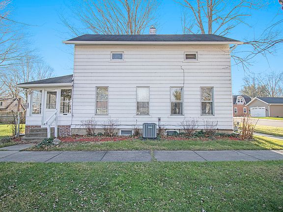 3rd image of 212 W Julius St