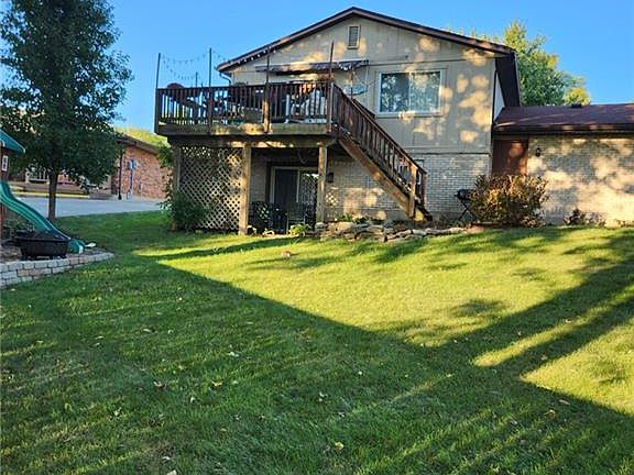 4th image of 905 Victoria Dr