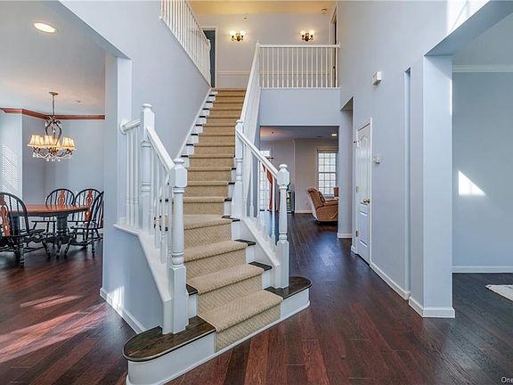 2nd image of 31 Fellowship Ln