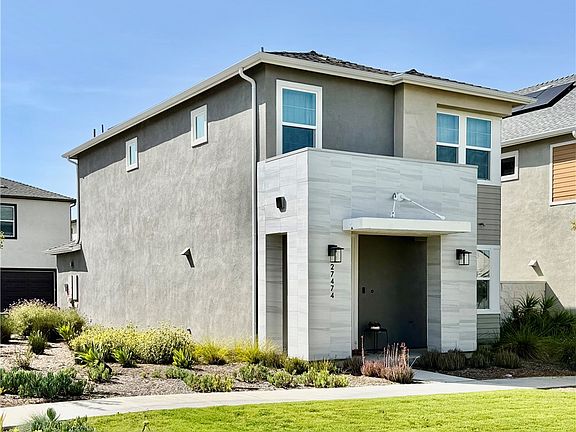2nd image of 27474 Quiet View Pl