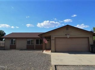 4662 E Cochise Dr, Rimrock, AZ 86335