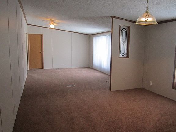 2nd image of 3013 Catalpa Dr #675