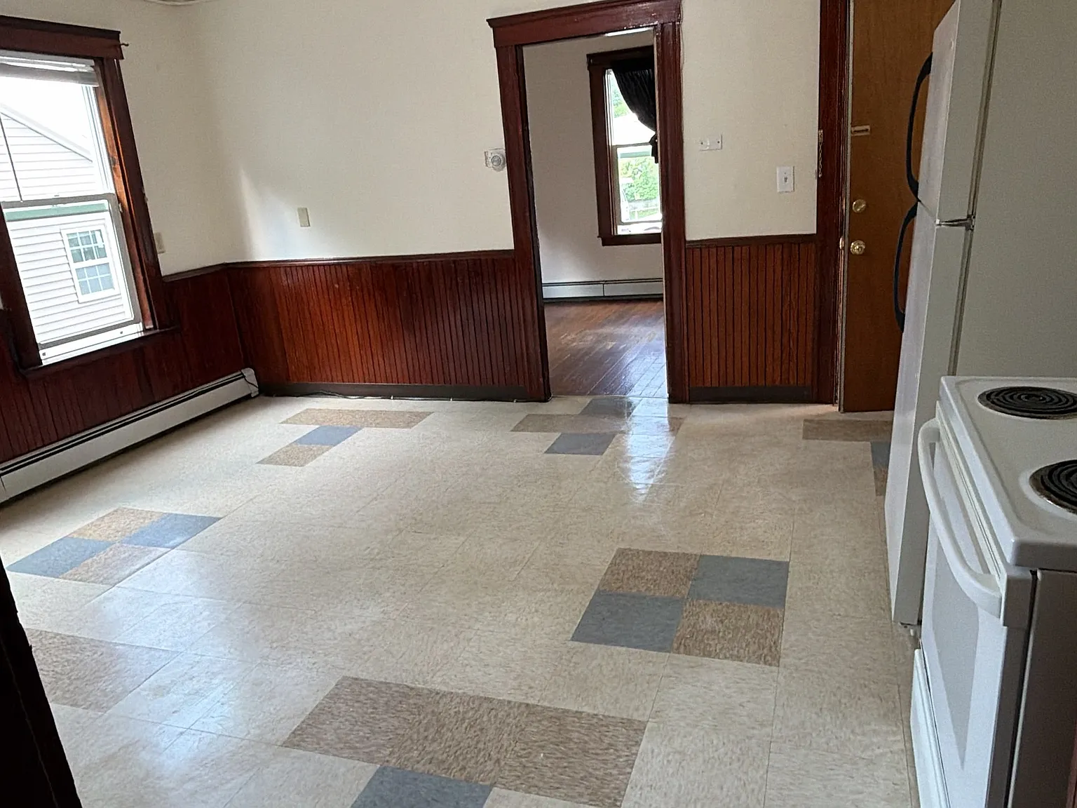 2 bed, $1,650 — Photo 2