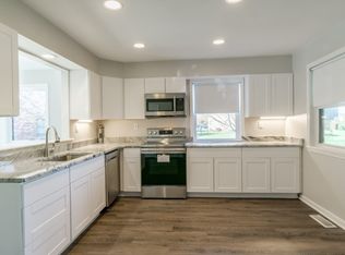 136 Winged Foot Ct, Royersford, PA 19468