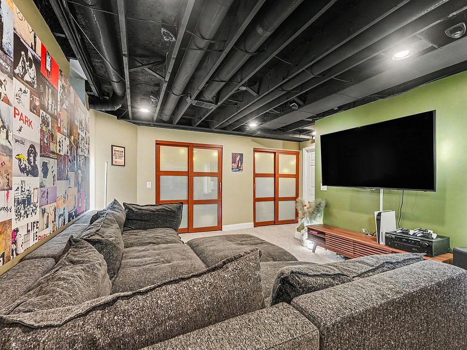 1732 Mortenson Blvd, photo 21