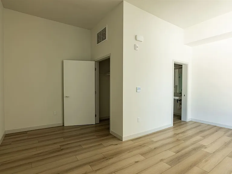 4233 Kansas Street — Photo 26