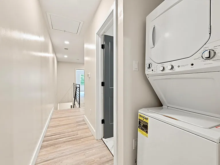 944 W Lycoming St #2 — Photo 9