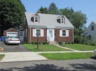 22 Thayer Rd, Hamden, CT 06514