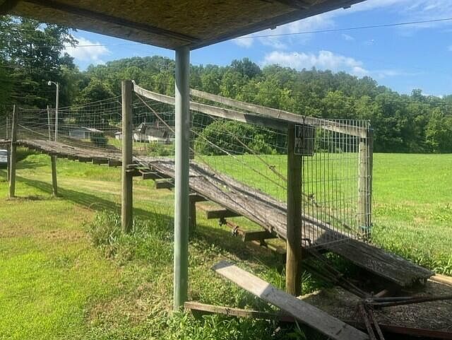 55th image of 10625 Brushy Rd