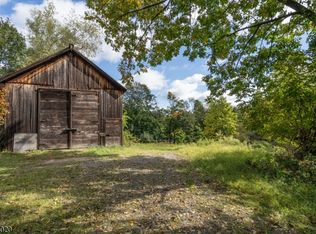 109 Schooleys Mount Rd, Long Valley, NJ 07853