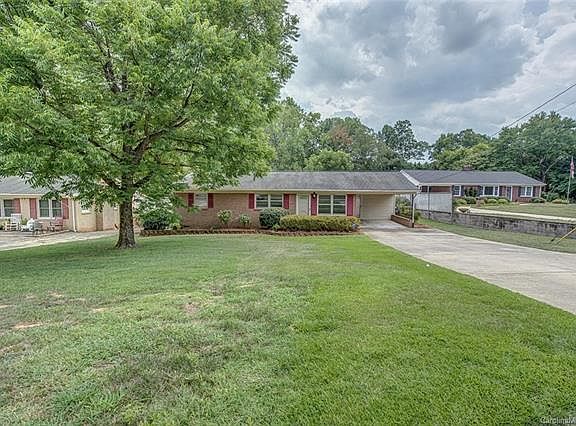 3rd image of 306 Timberlane Dr