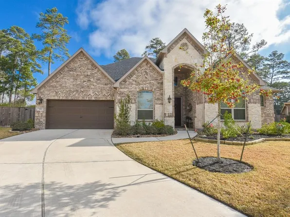 203 Spring Creek Ct, Pinehurst, TX 77362