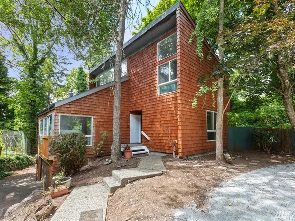 23359 20th Ave S, Seattle, WA 98198