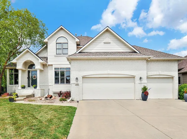 1049 N White Tail Ct, Wichita, KS 67206