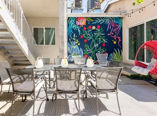 17519 Burbank Blvd, Encino, CA 91316